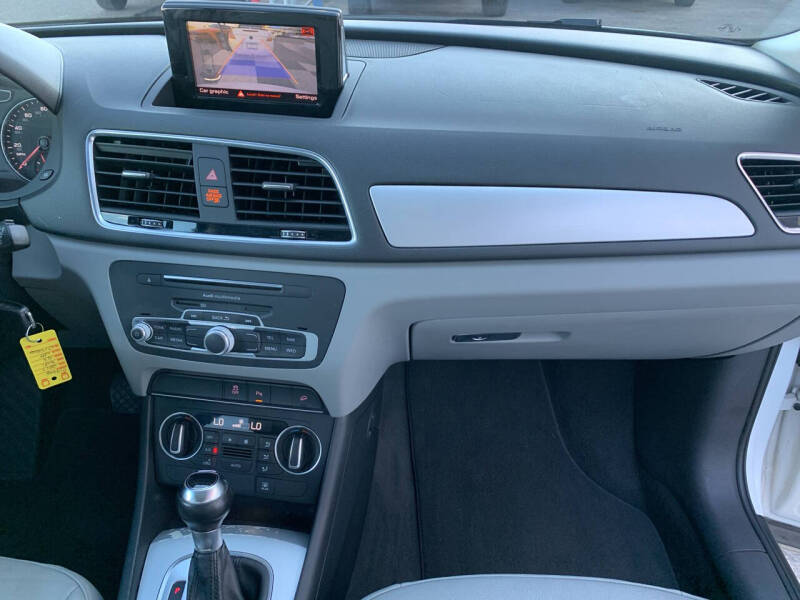 2017 Audi Q3 2.0T Premium
