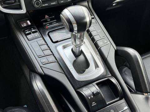 2017 Porsche Cayenne S