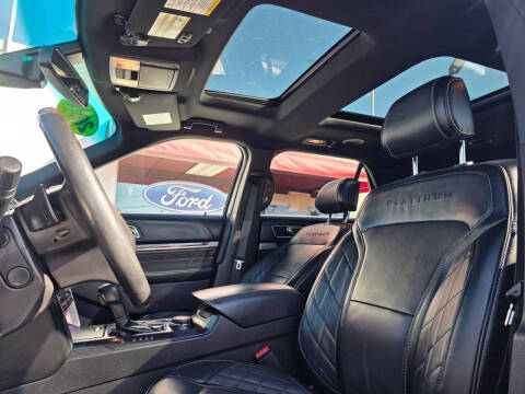 2017 Ford Explorer Platinum