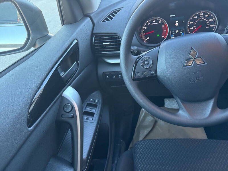 2026 Mitsubishi Eclipse Cross ES