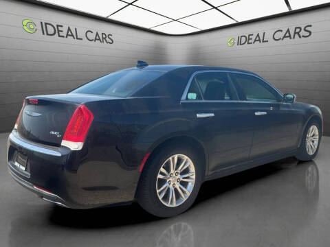 2016 Chrysler 300 C