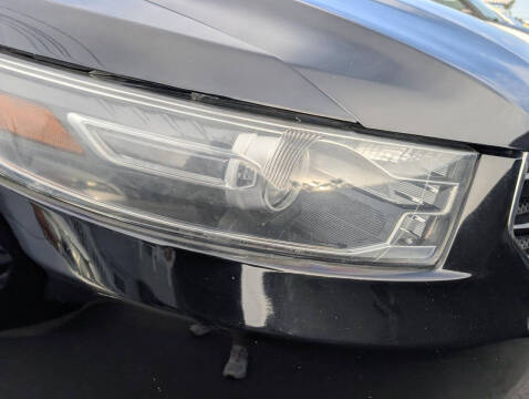 2016 Ford Taurus Limited