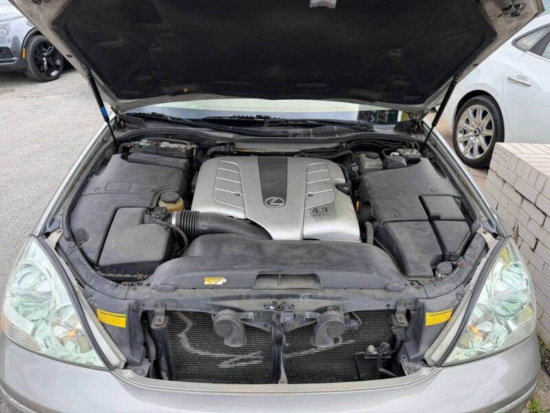 2002 Lexus LS 430