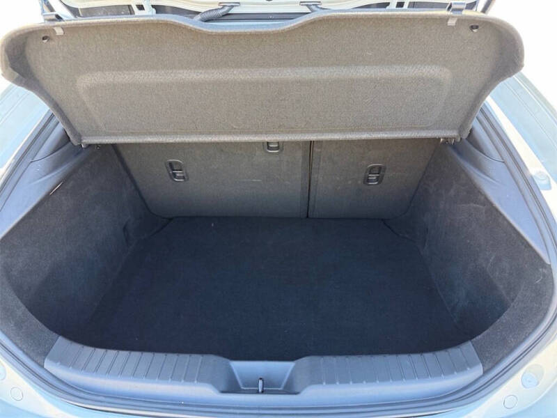 2025 Mazda Mazda3 Hatchback 2.5 S Select Sport