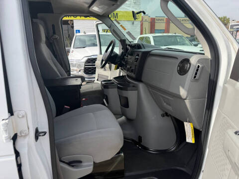 2014 Ford E-Series E-150