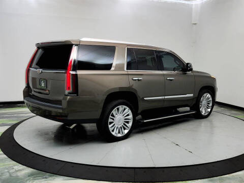 2016 Cadillac Escalade Platinum