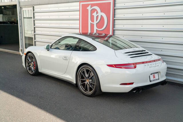 2014 Porsche 911 35