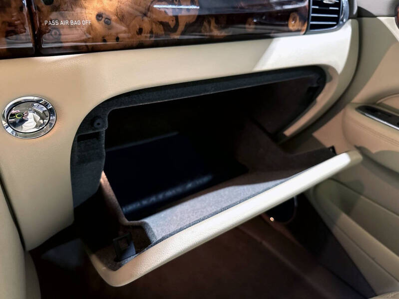 2005 Jaguar XJ-Series XJ8 L