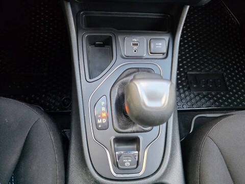 2019 Jeep Cherokee Latitude