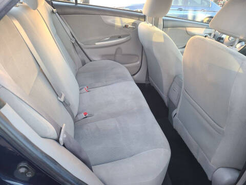 2011 Toyota Corolla LE