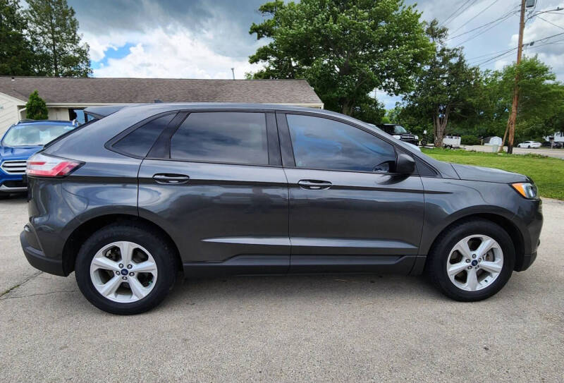 2020 Ford Edge SE