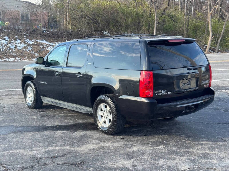2010 GMC Yukon XL SLT