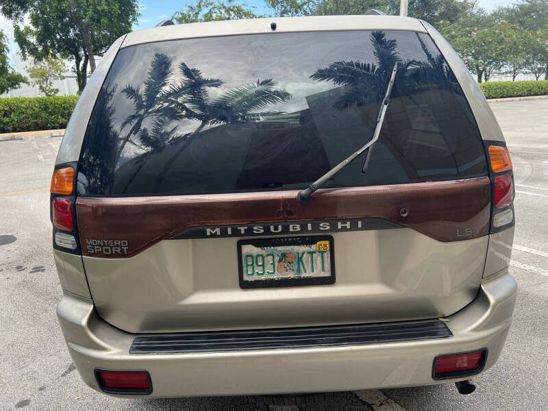 2003 Mitsubishi Montero Sport LS