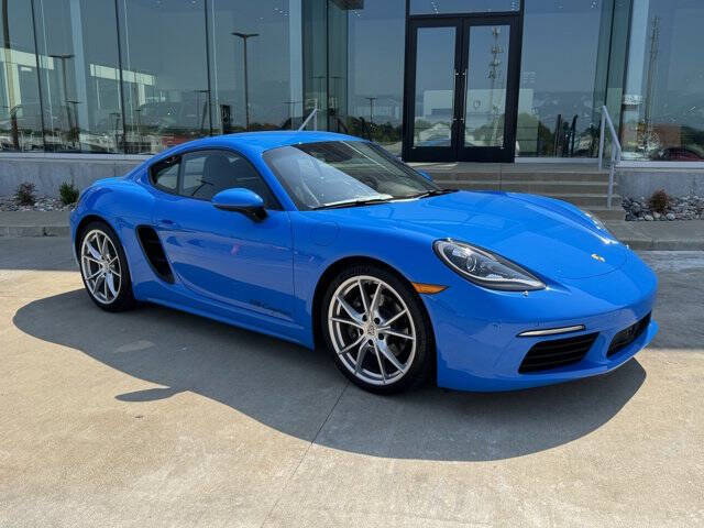 2025 Porsche 718 Cayman