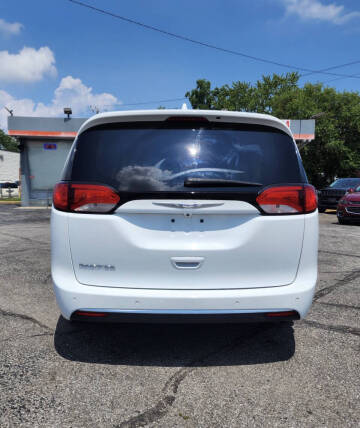 2019 Chrysler Pacifica Touring L