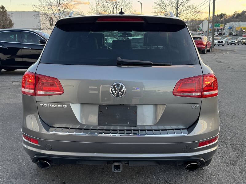 2014 Volkswagen Touareg V6 R-Line