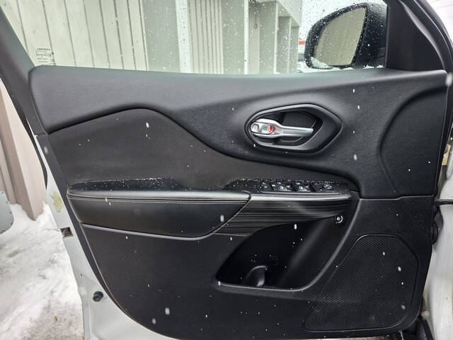 2014 Jeep Cherokee Sport