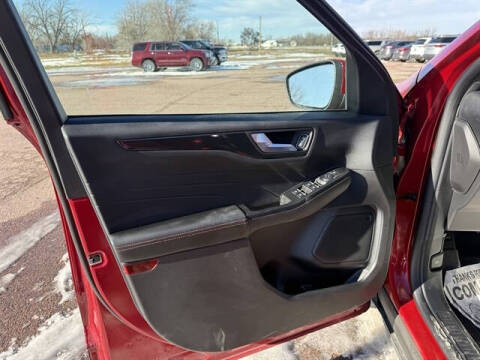 2025 Ford Escape Hybrid ST-Line Select