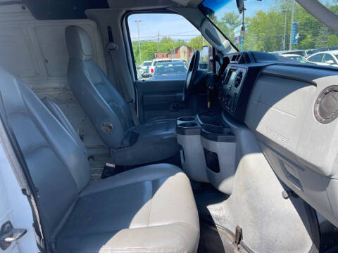 2009 Ford E-Series E-350 SD