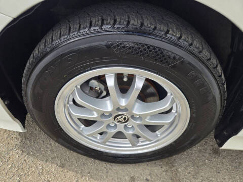 2019 Toyota Prius LE AWD-e