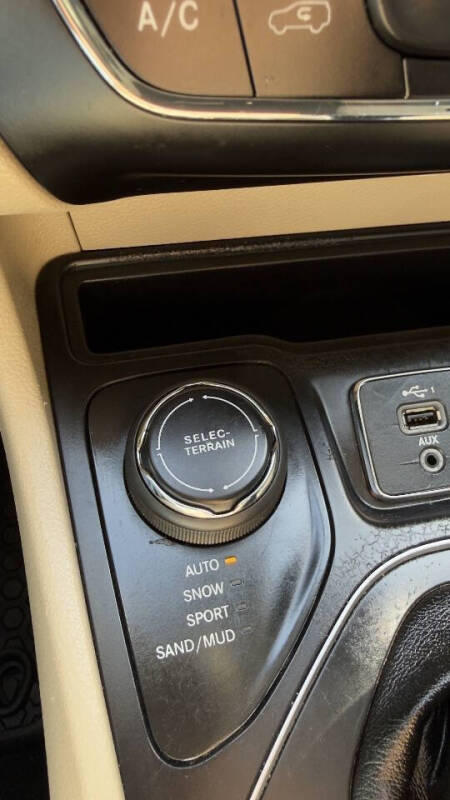 2020 Jeep Cherokee Latitude