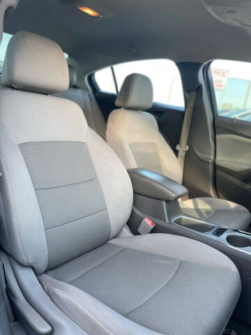 2017 Chevrolet Cruze LS Auto