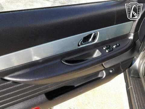 2003 Ford Thunderbird