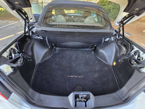 2012 Chrysler 200 Touring