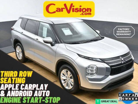 2025 Mitsubishi Outlander ES