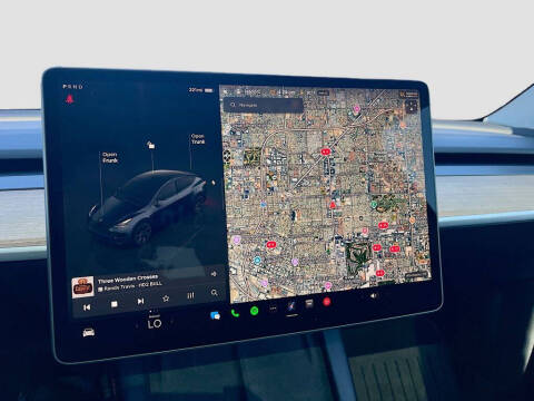 2025 Tesla Model Y Long Range