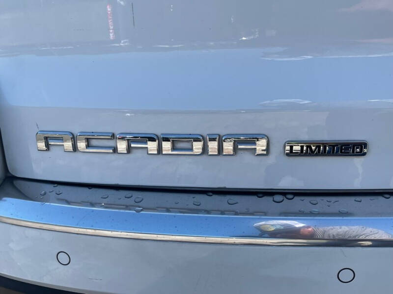 2017 GMC Acadia Limited