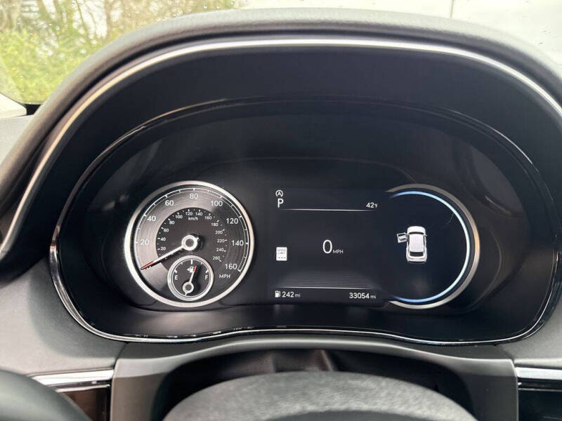 2025 Genesis GV70 2.5T Standard