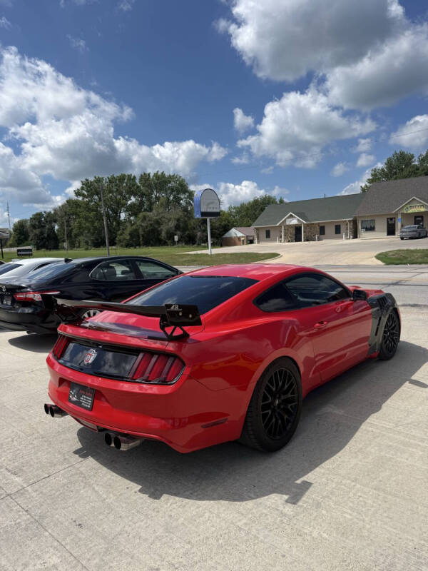 2016 Ford Mustang V6