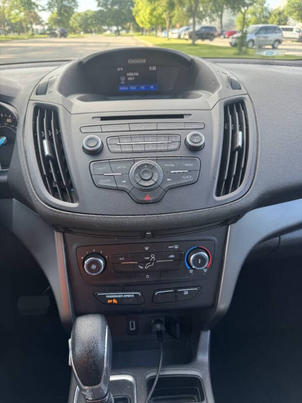 2017 Ford Escape S