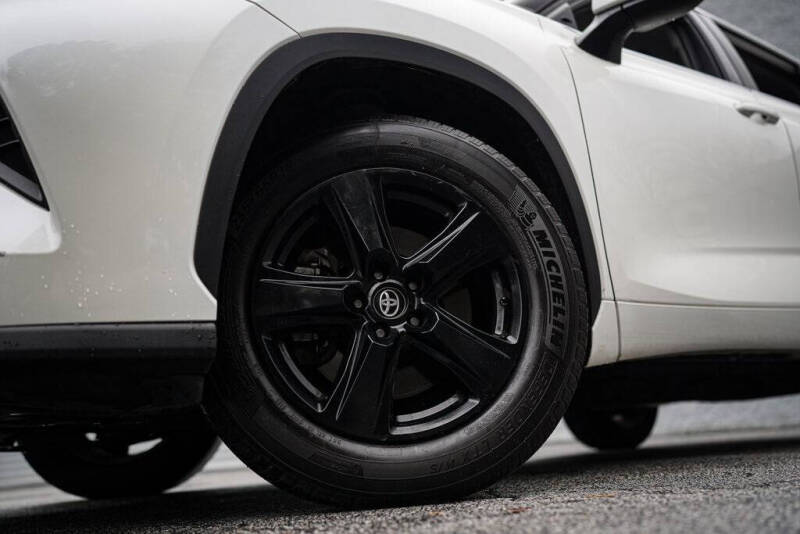 2021 Toyota Highlander L