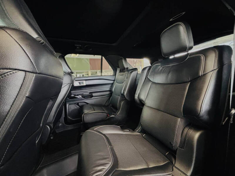 2021 Ford Explorer ST