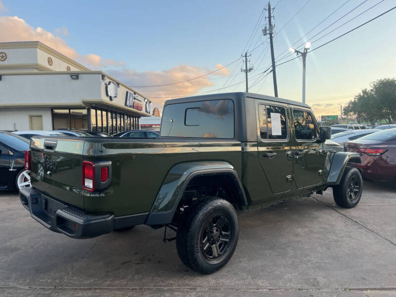 2023 Jeep Gladiator Willys