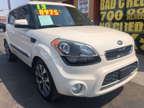 2013 Kia Soul for sale at Sunday Car Company LLC in Phoenix AZ