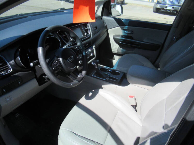 2019 Kia Sedona LX