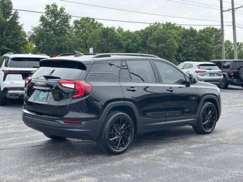 2024 GMC Terrain SLT