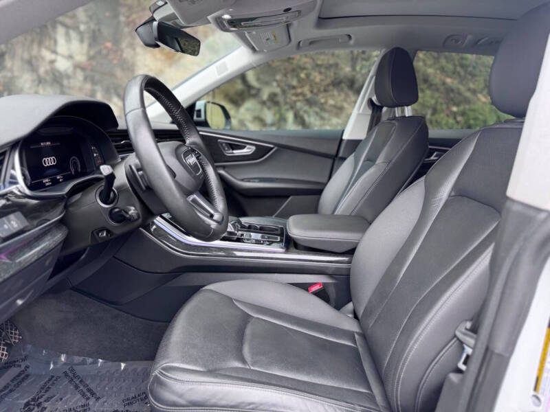 2020 Audi Q8 quattro Premium Plus 55 TFSI