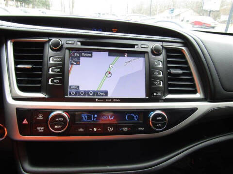 2018 Toyota Highlander SE