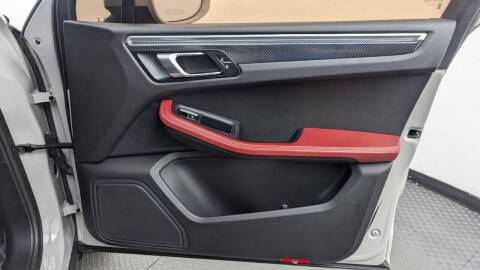 2021 Porsche Macan S