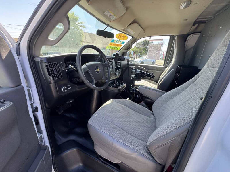 2021 Chevrolet Express 2500
