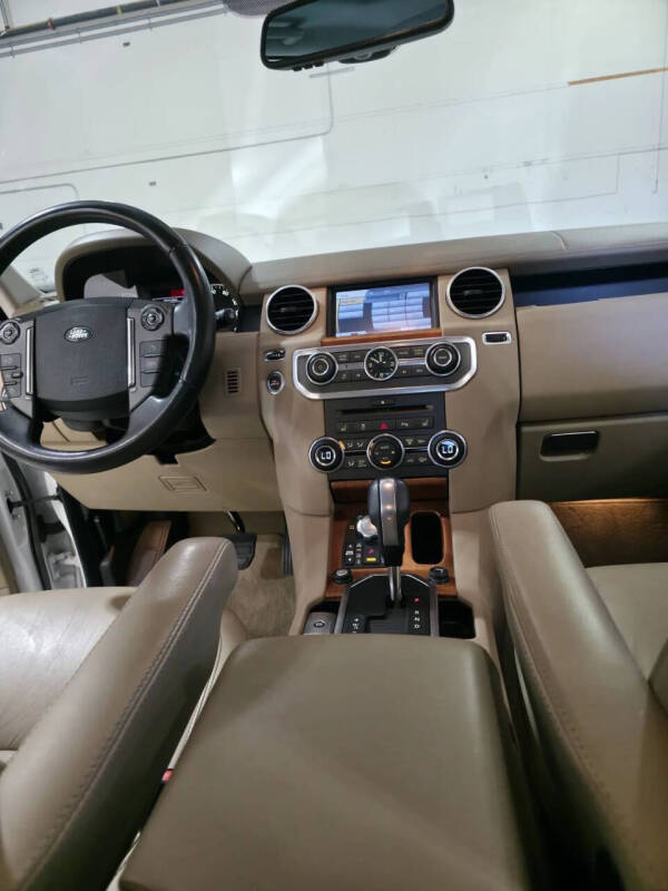 2011 Land Rover LR4