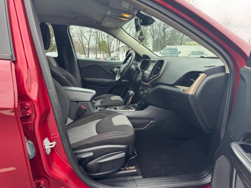 2014 Jeep Cherokee Sport