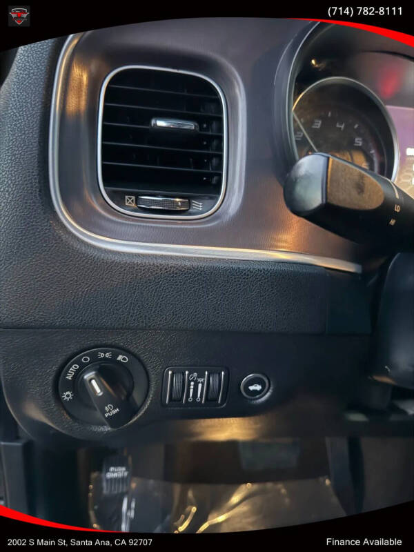 2019 Dodge Charger SXT