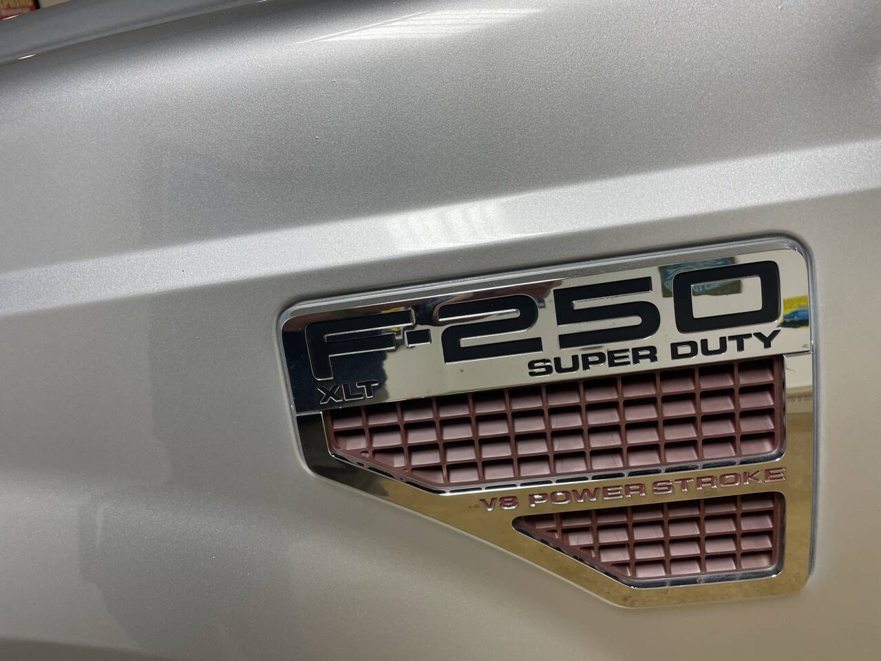 2010 Ford F-250 Super Duty 12