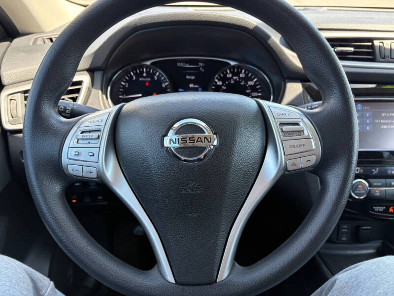 2016 Nissan Rogue SV