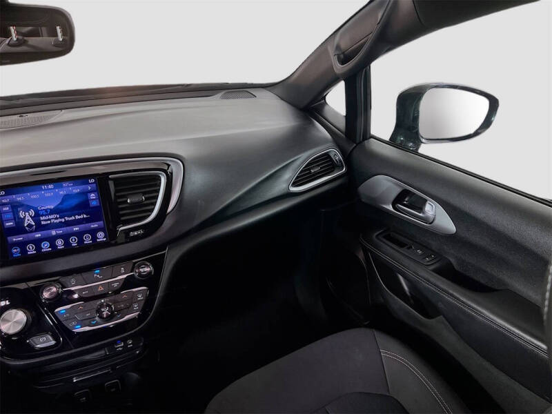 2018 Chrysler Pacifica Touring Plus